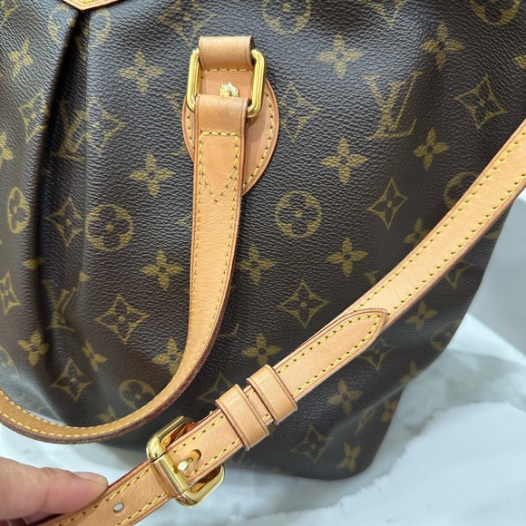 🔥Authentic Louis Vuitton PM Palermo🔥 - Picture 8 of 17